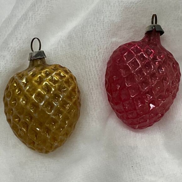 Set of 2 Vintage Mercury Glass Christmas Ornaments Handpainted Gold Red - Picture 2 of 6